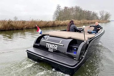 Tendr 600 Outboard